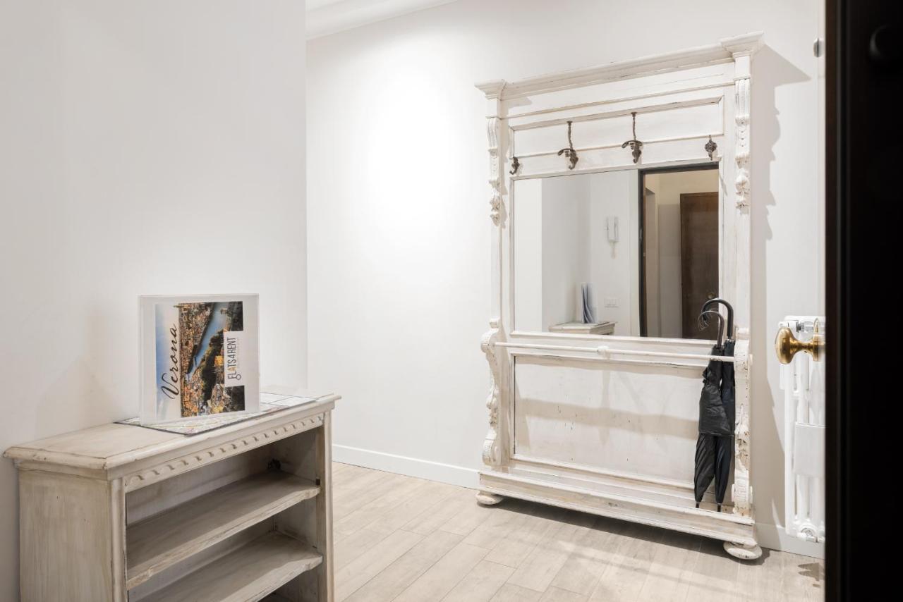 Apartmán Flats4Rent La Dimora D'Orlando Verona Exteriér fotografie